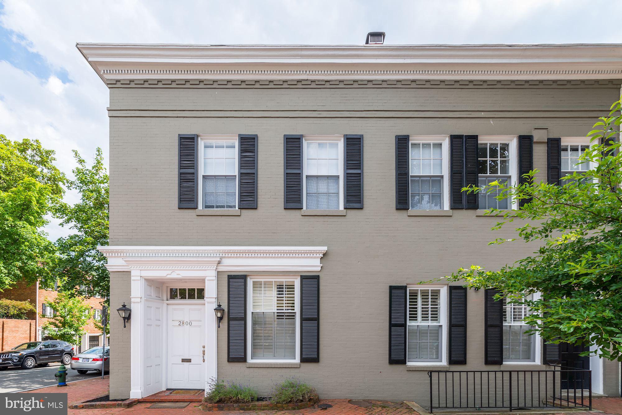 2800 NW DUMBARTON ST NW