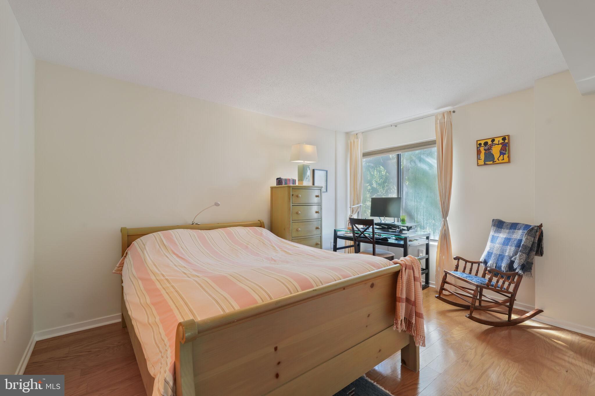 2320 WISCONSIN AVE NW #412