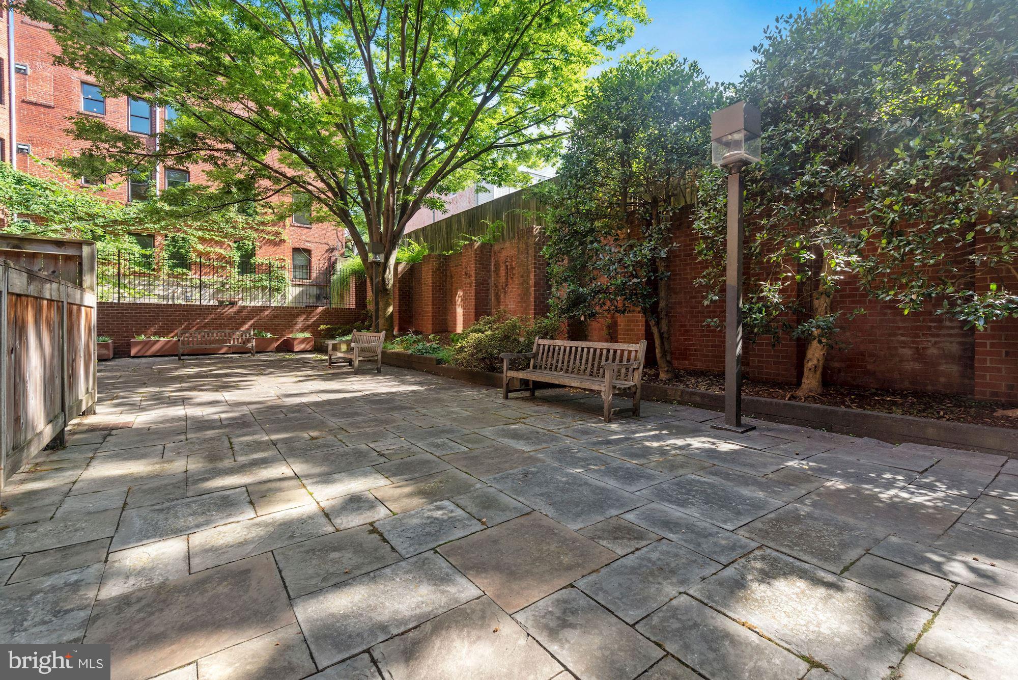 2320 WISCONSIN AVE NW #412