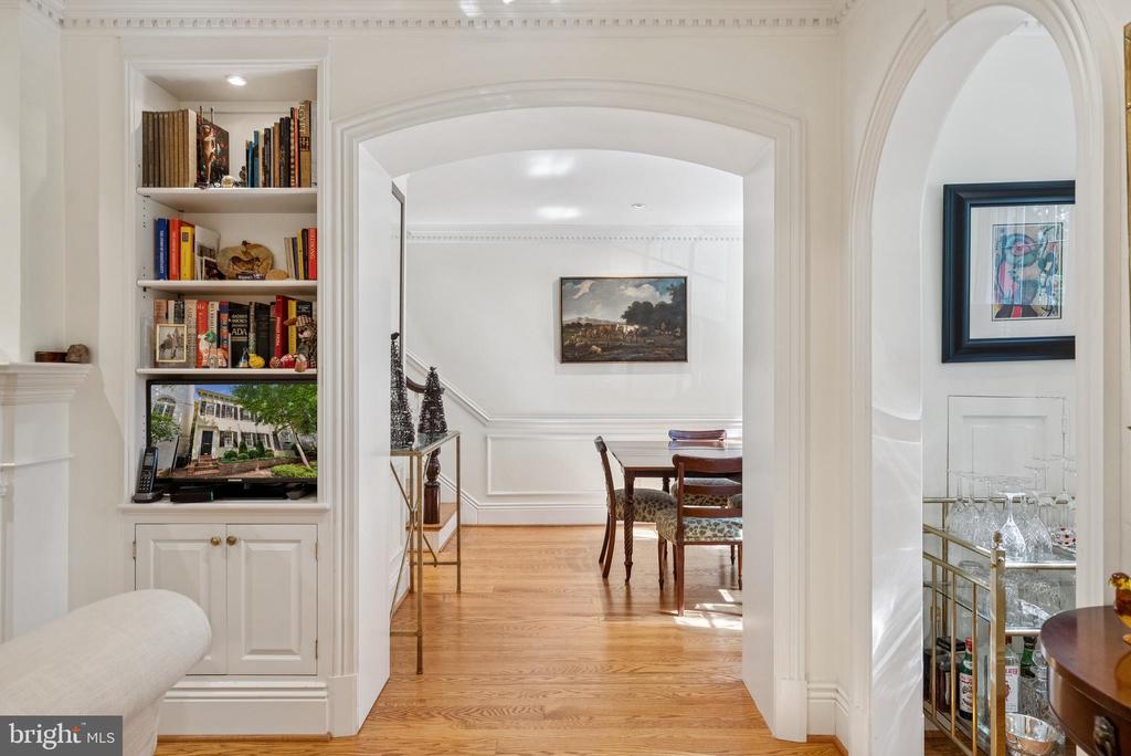 1312 27TH STREET NW
