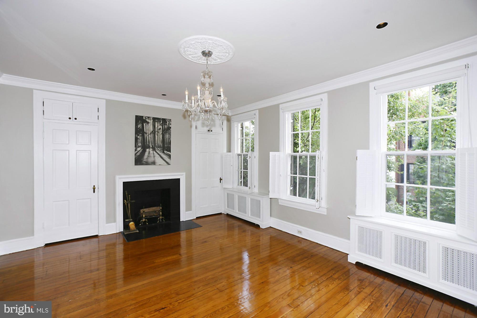 1530 33RD STREET NW