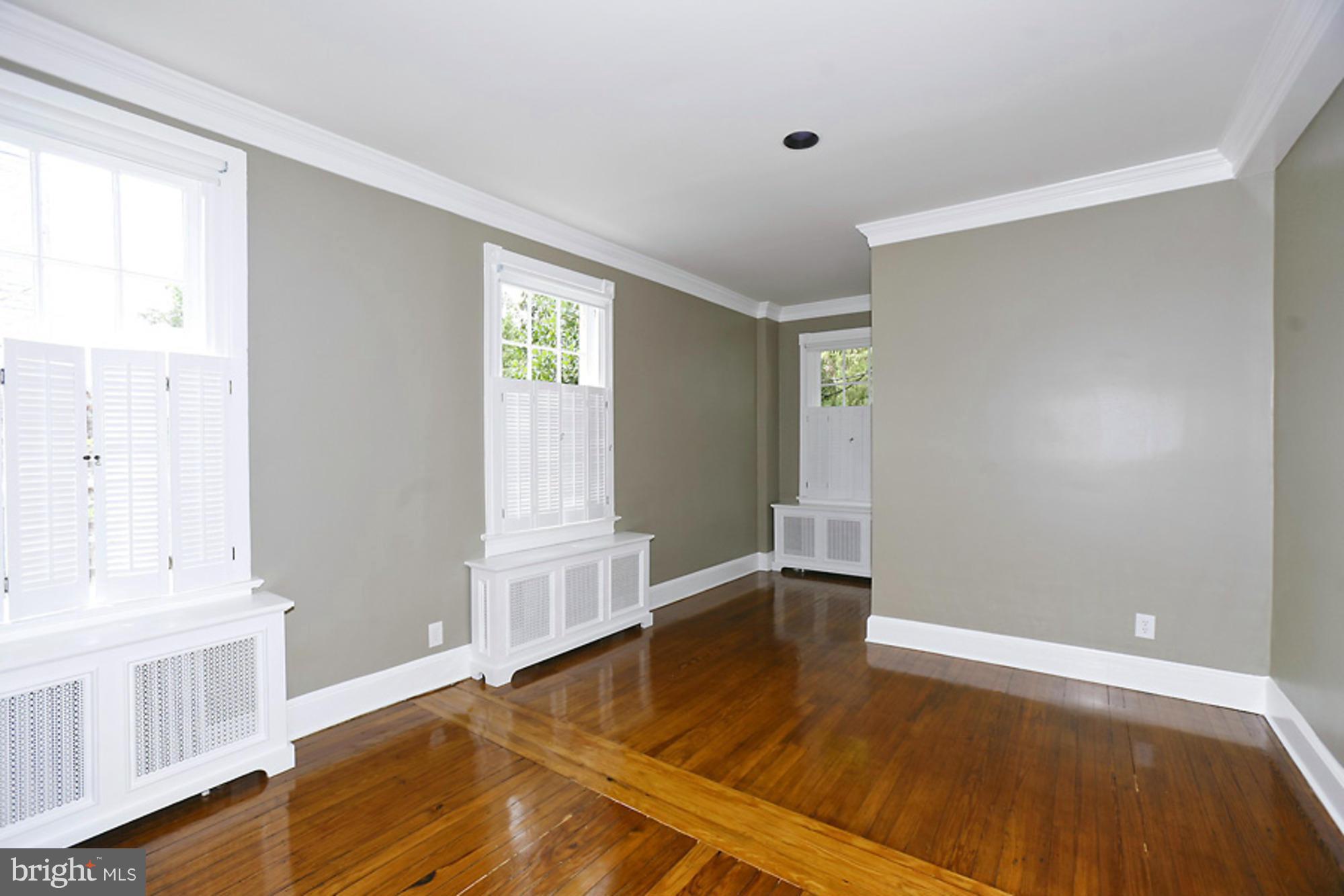 1530 33RD STREET NW