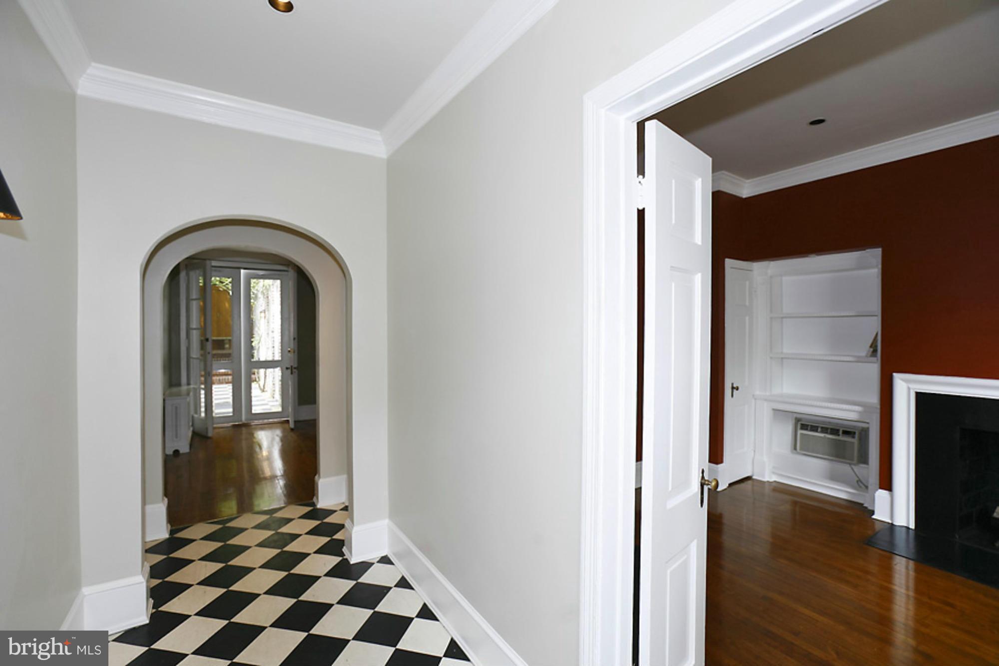 1530 33RD STREET NW
