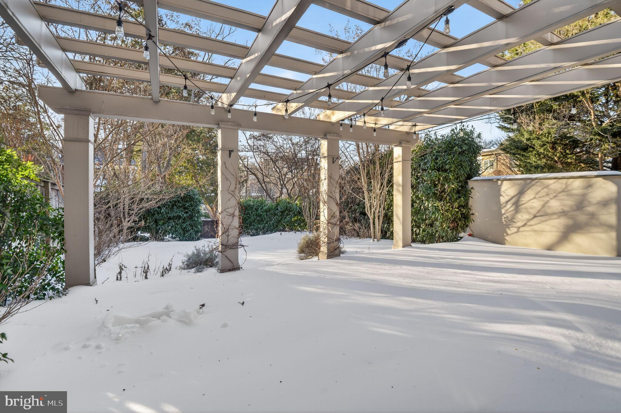 2820 BELLEVUE TERRACE NW