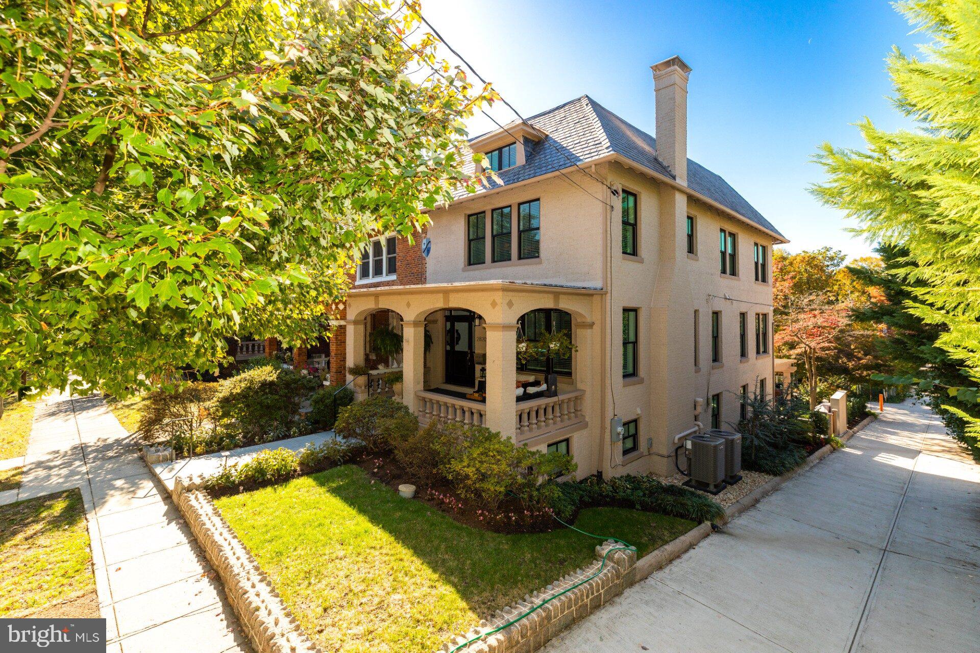 2820 BELLEVUE TERRACE NW