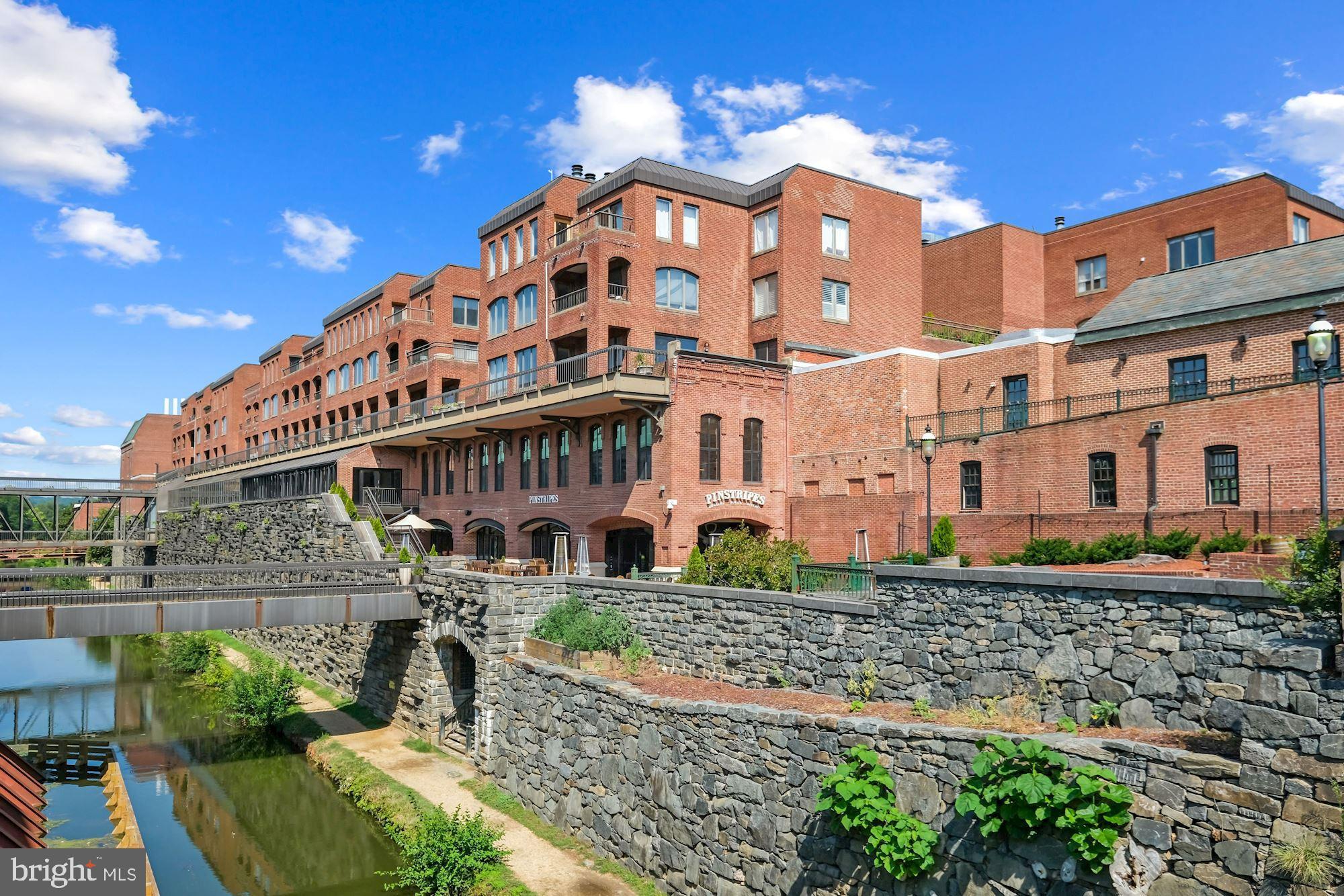 1080 WISCONSIN AVENUE NW 405