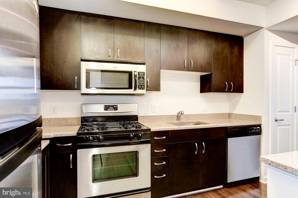 475 K STREET NW 1105