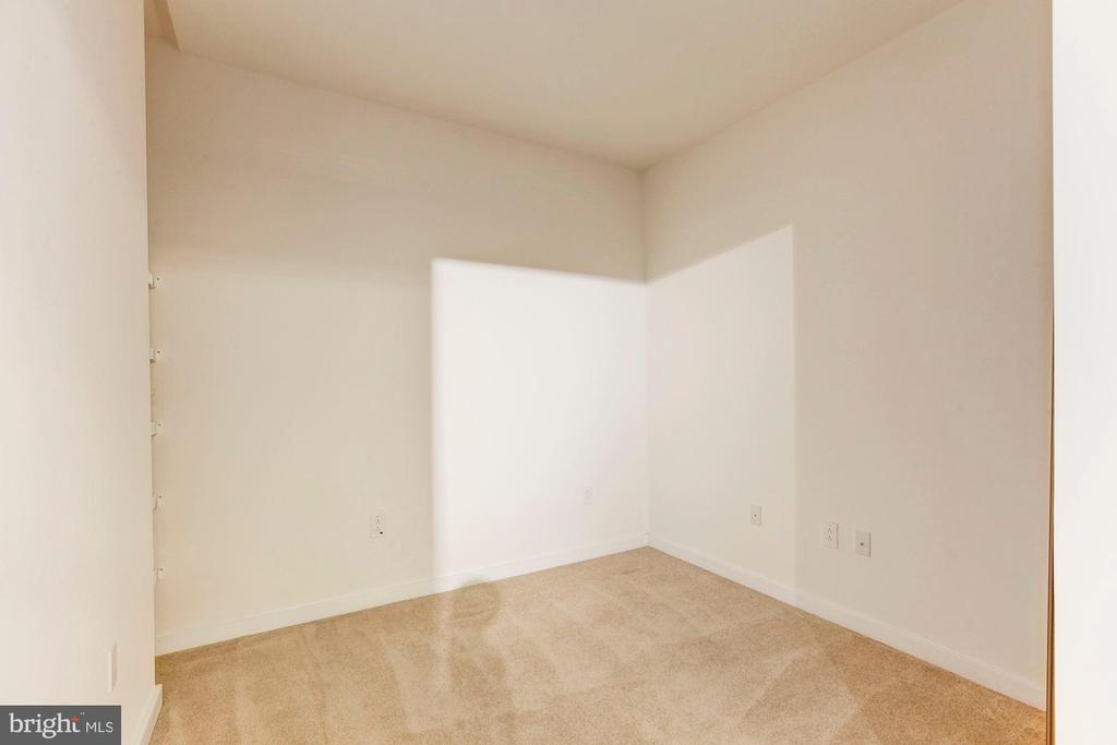 475 K STREET NW 1105