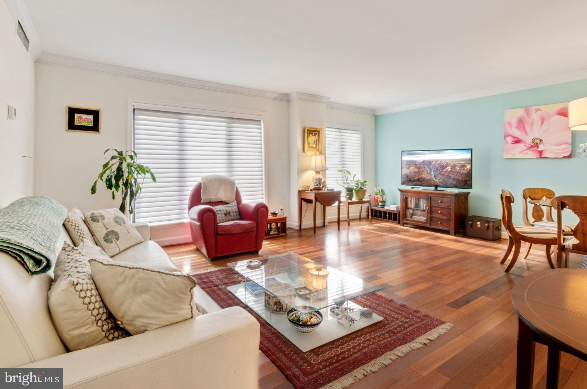 1080 WISCONSIN AVENUE NW 405