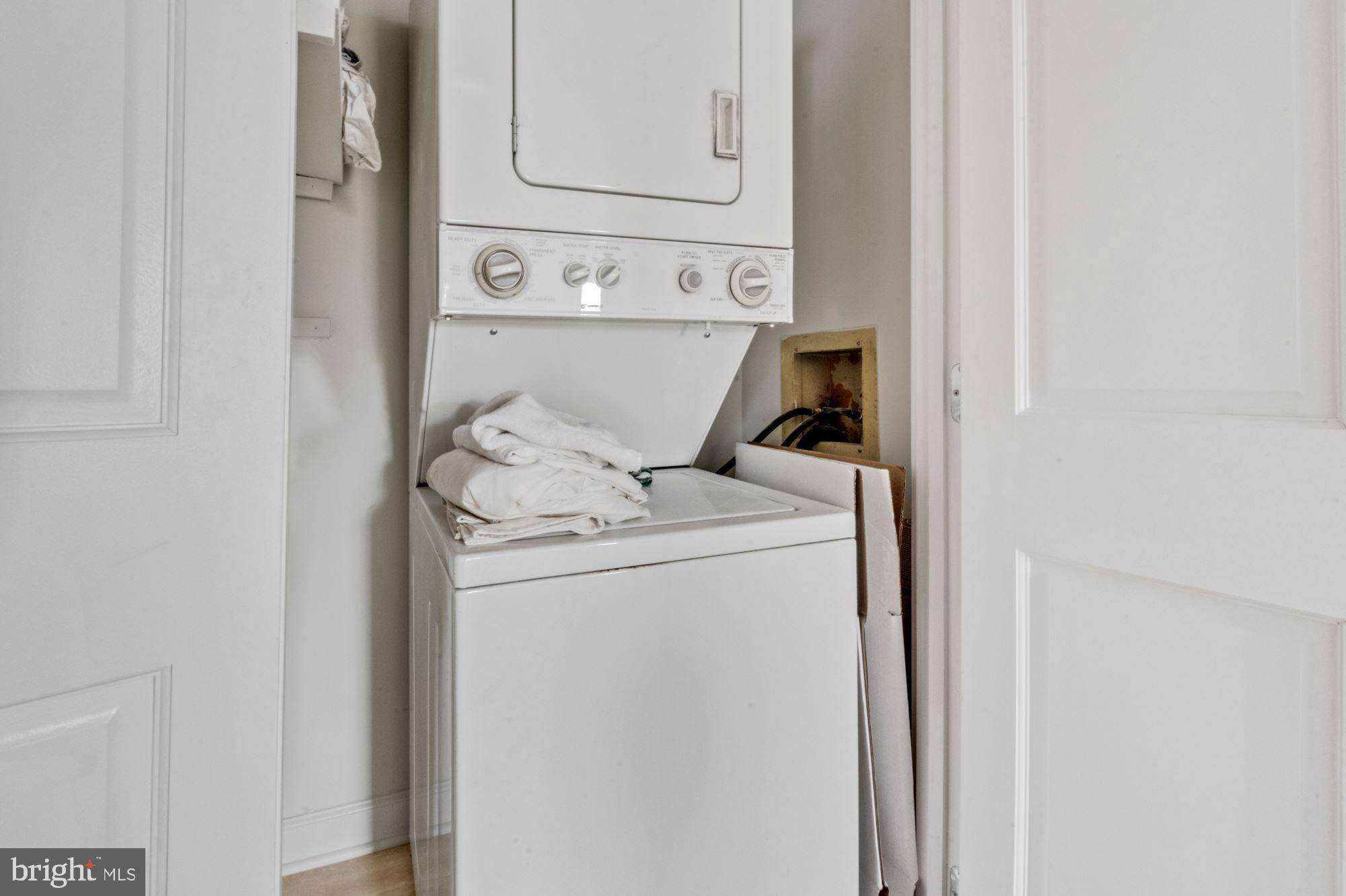 1080 WISCONSIN AVENUE NW 405