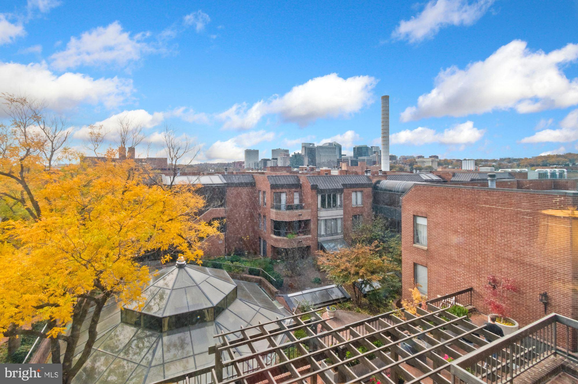 1080 WISCONSIN AVENUE NW 405