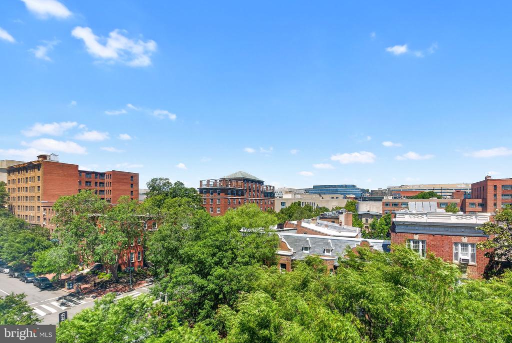 2030 F STREET NW Unit: 606