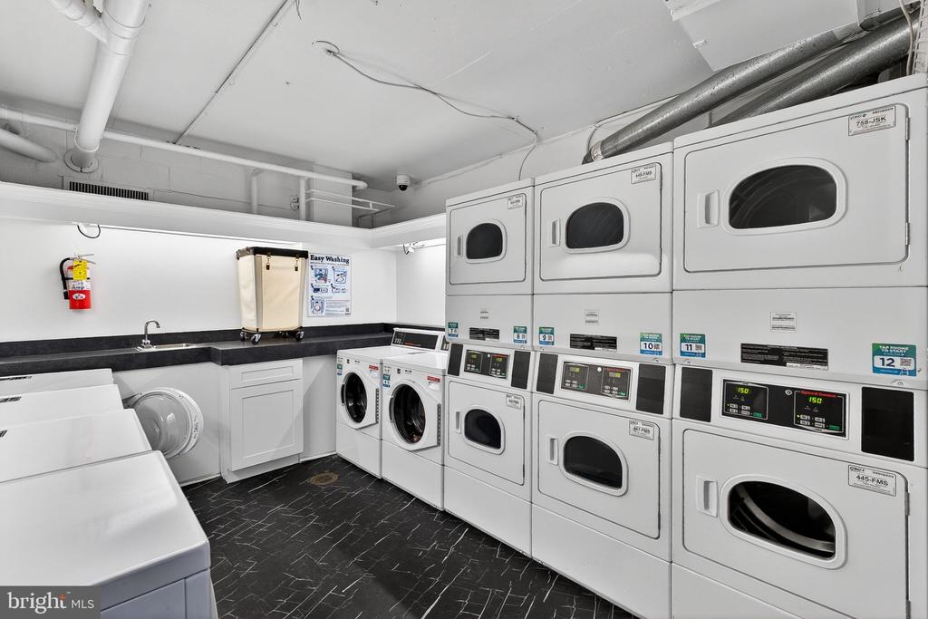 2030 F STREET NW Unit: 606