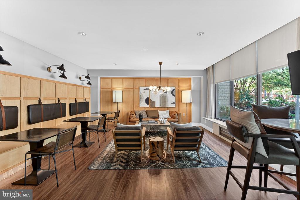 2030 F STREET NW Unit: 606