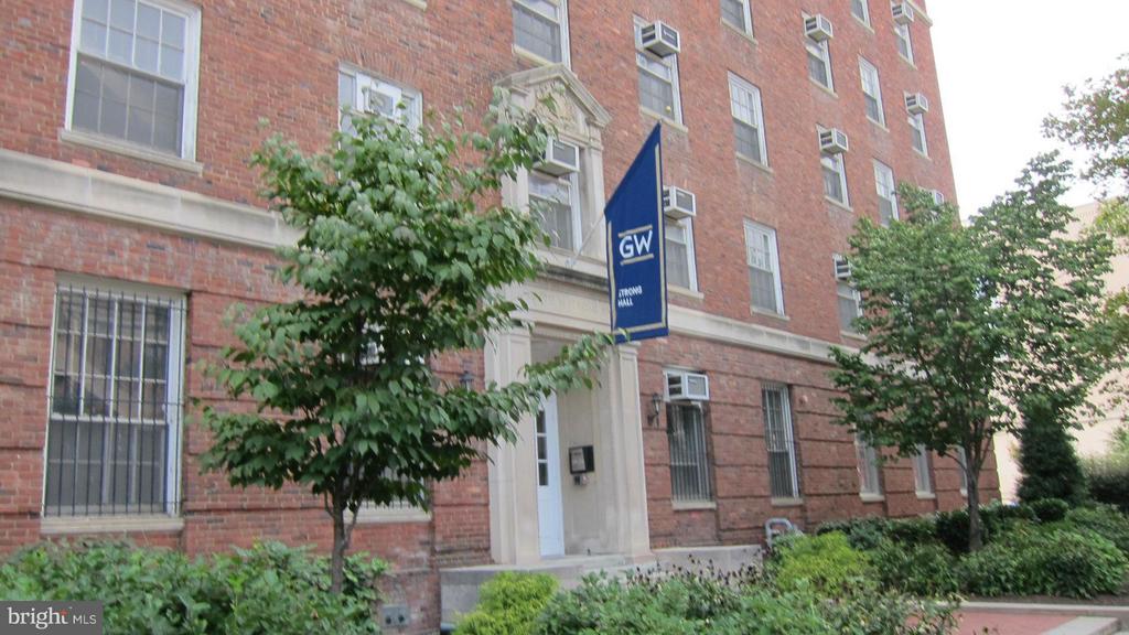 2030 F STREET NW Unit: 407