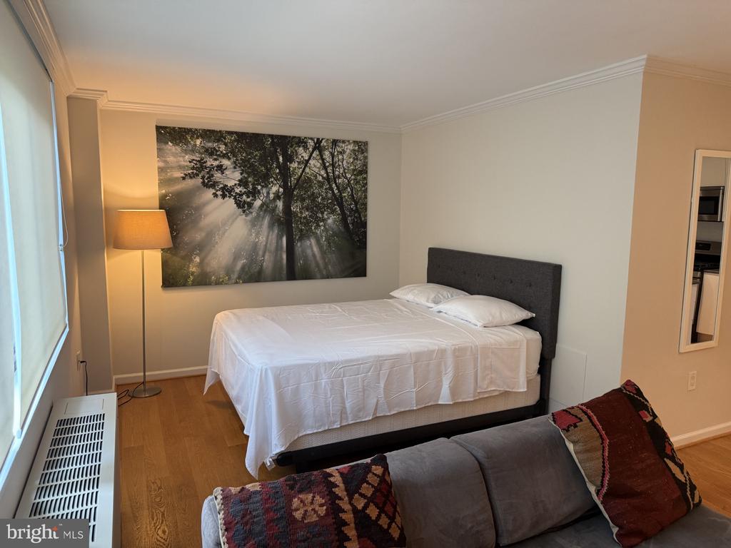 2030 F STREET NW Unit: 407