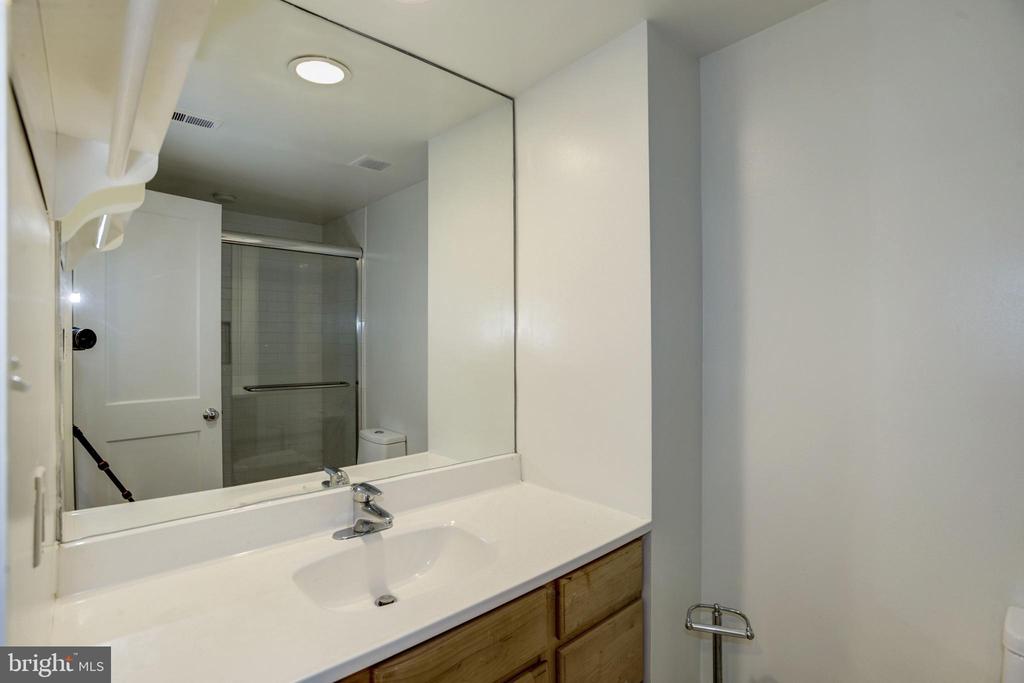 1133 13TH STREET NW Unit: 802
