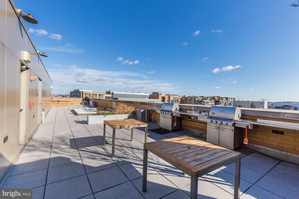 475 K STREET NW Unit: 1105