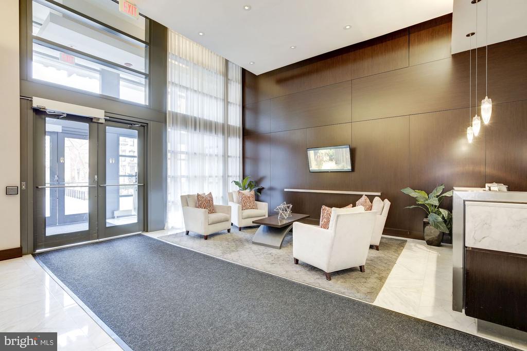 475 K STREET NW Unit: 1105