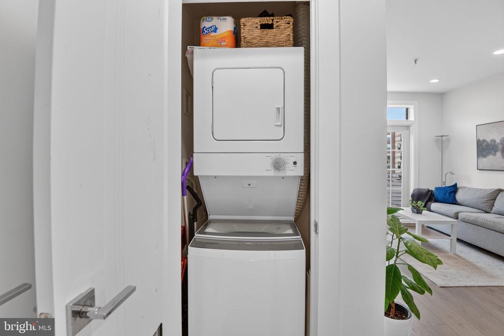 1412 CHAPIN STREET NW Unit: 401