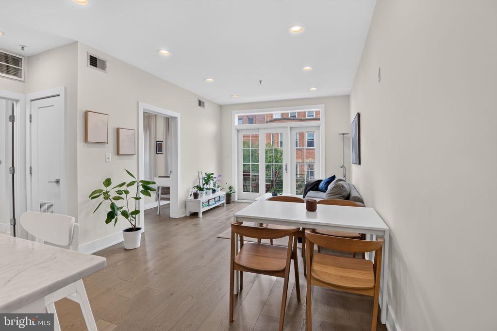 1412 CHAPIN STREET NW Unit: 401