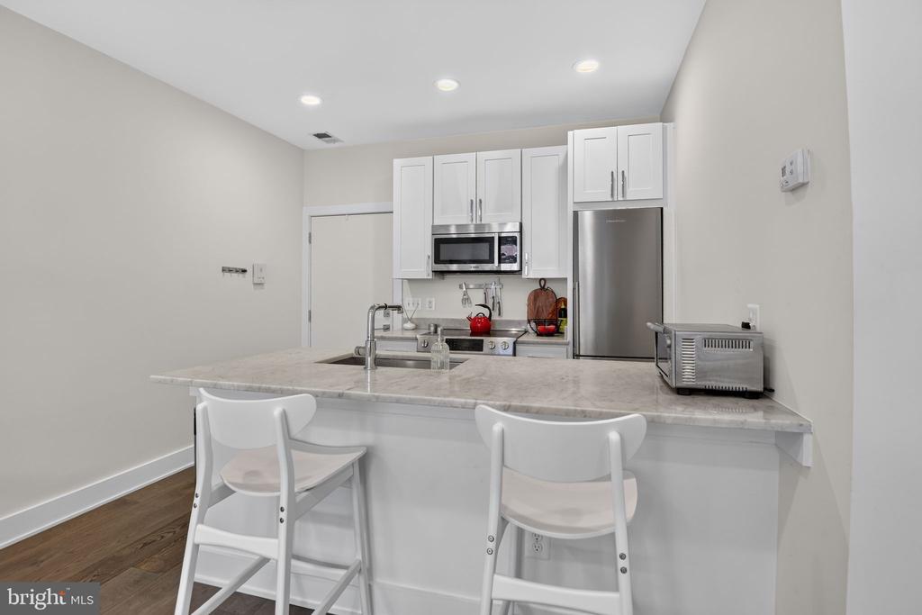 1412 CHAPIN STREET NW Unit: 401