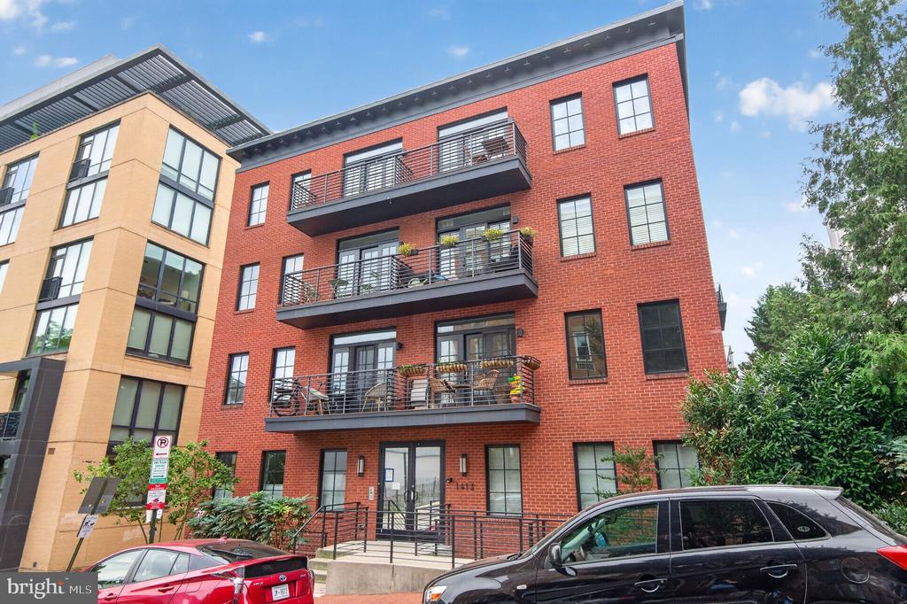 1412 CHAPIN STREET NW Unit: 401