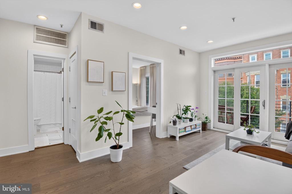 1412 CHAPIN STREET NW Unit: 401