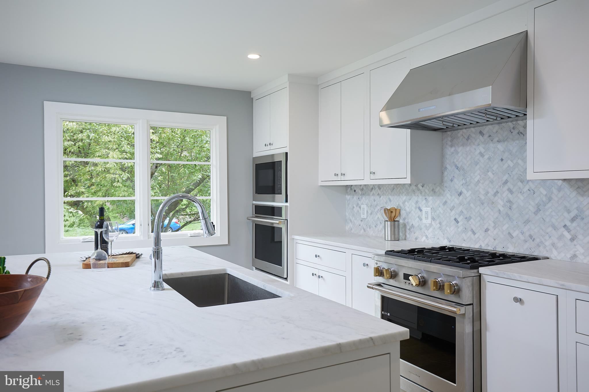 6705 Tulip Hill TERRACE