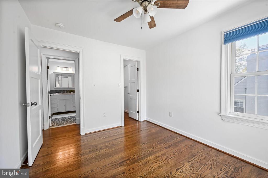 4406 Highland Ave