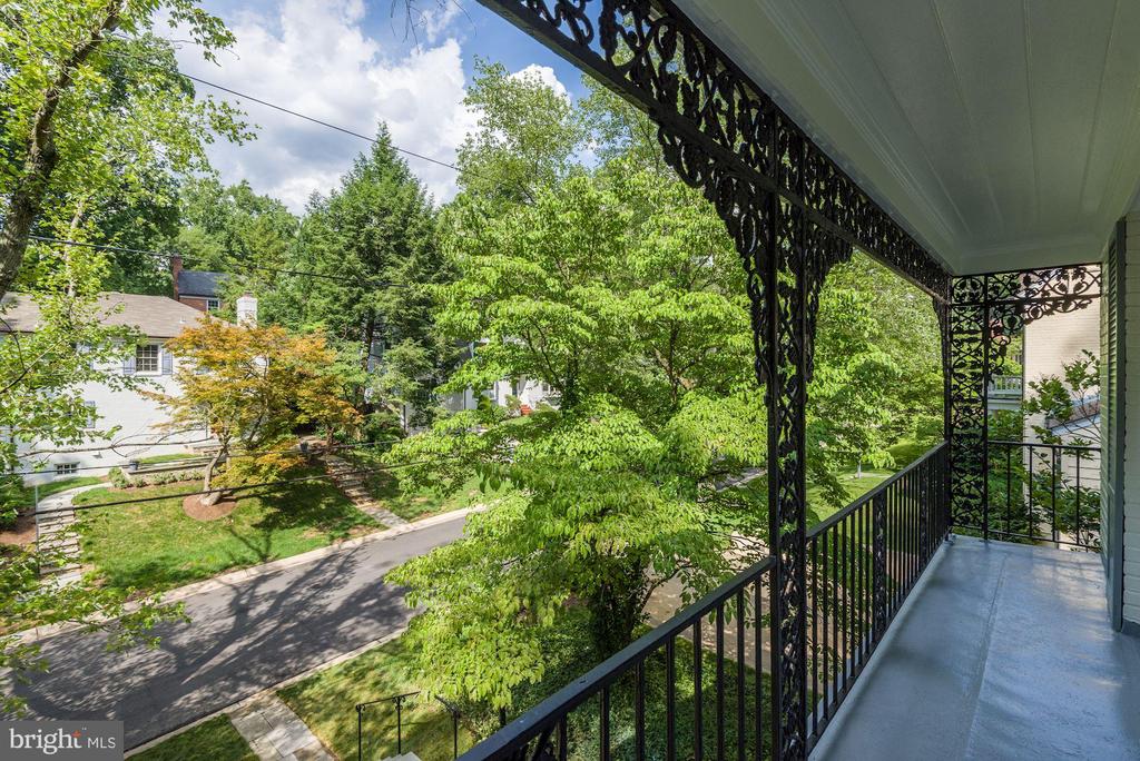 5308 FALMOUTH RD