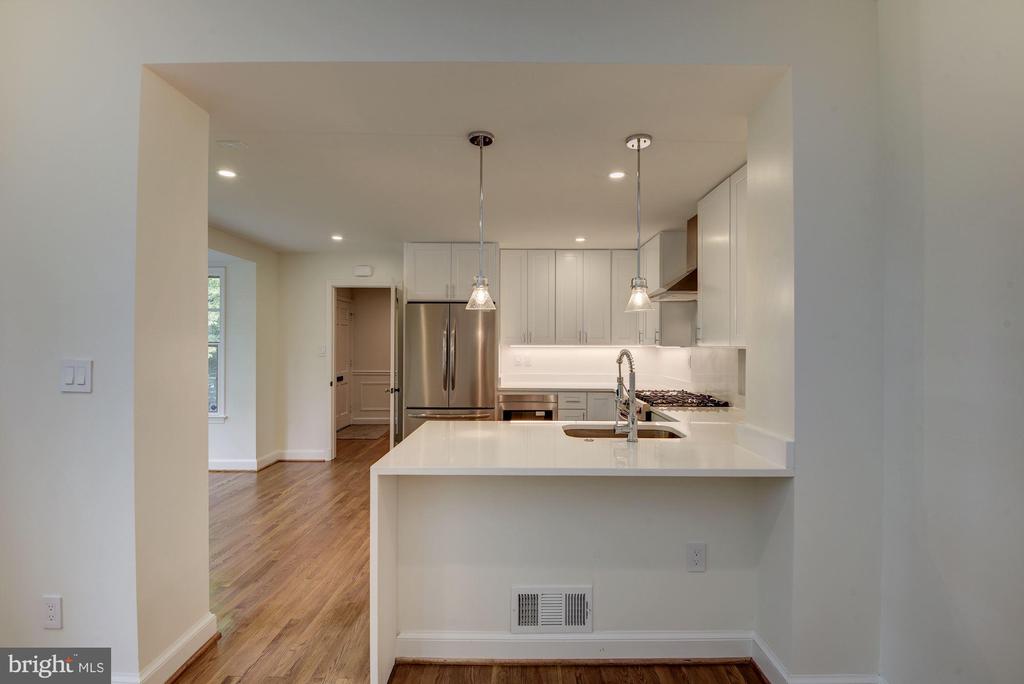 5308 FALMOUTH RD