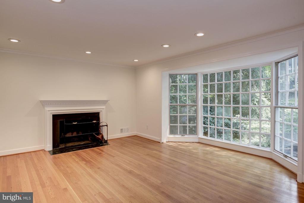 5308 FALMOUTH RD