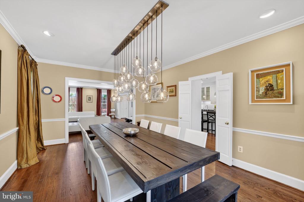 5115 CAPE COD COURT