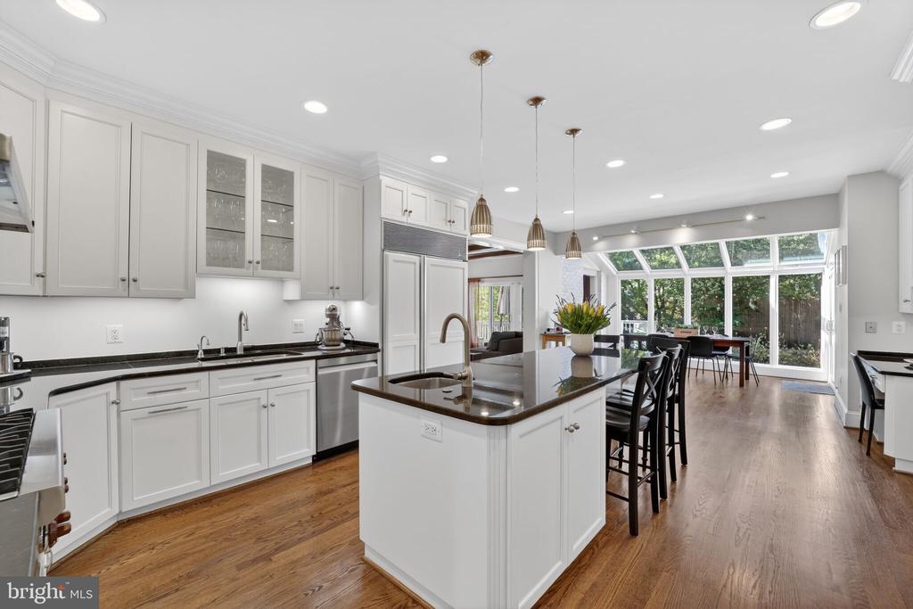 5115 CAPE COD COURT