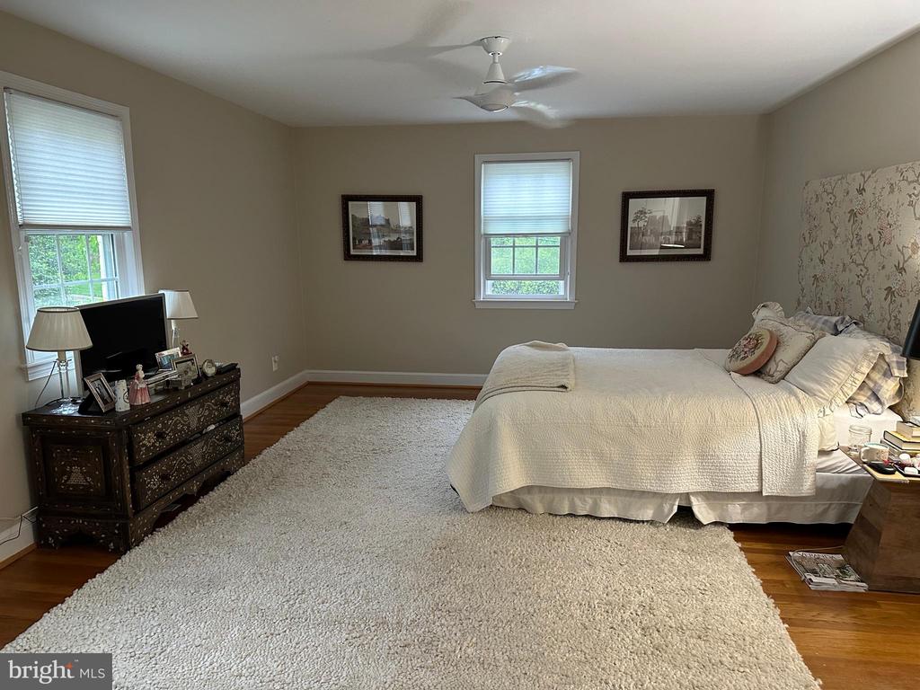 5226 ELLIOTT ROAD
