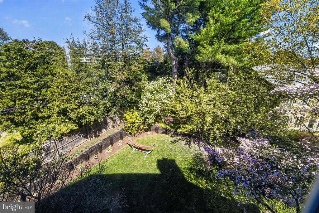 5115 CAPE COD COURT