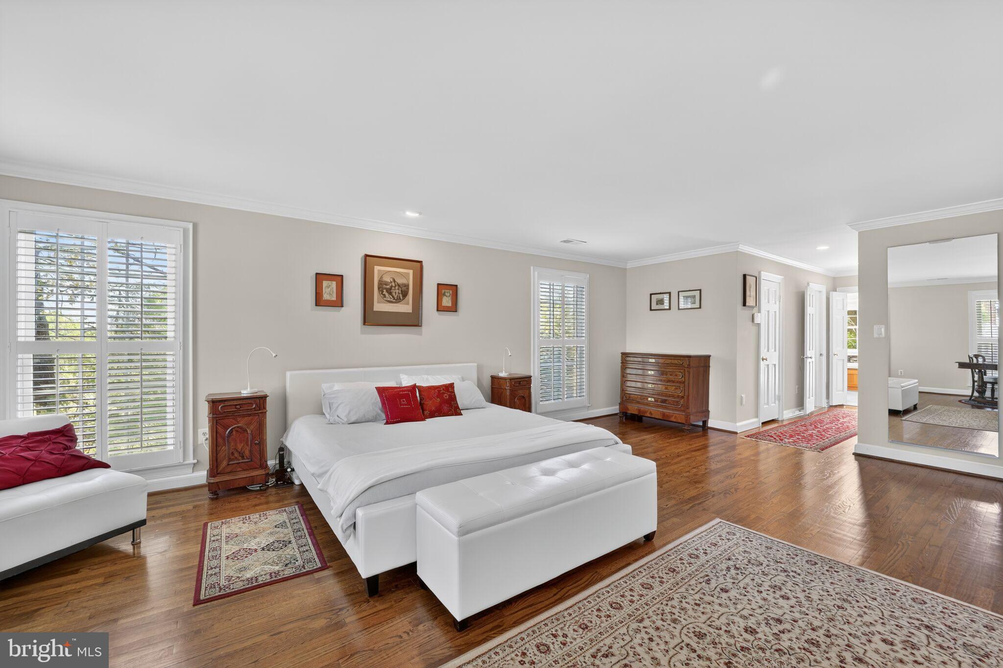 5115 CAPE COD COURT