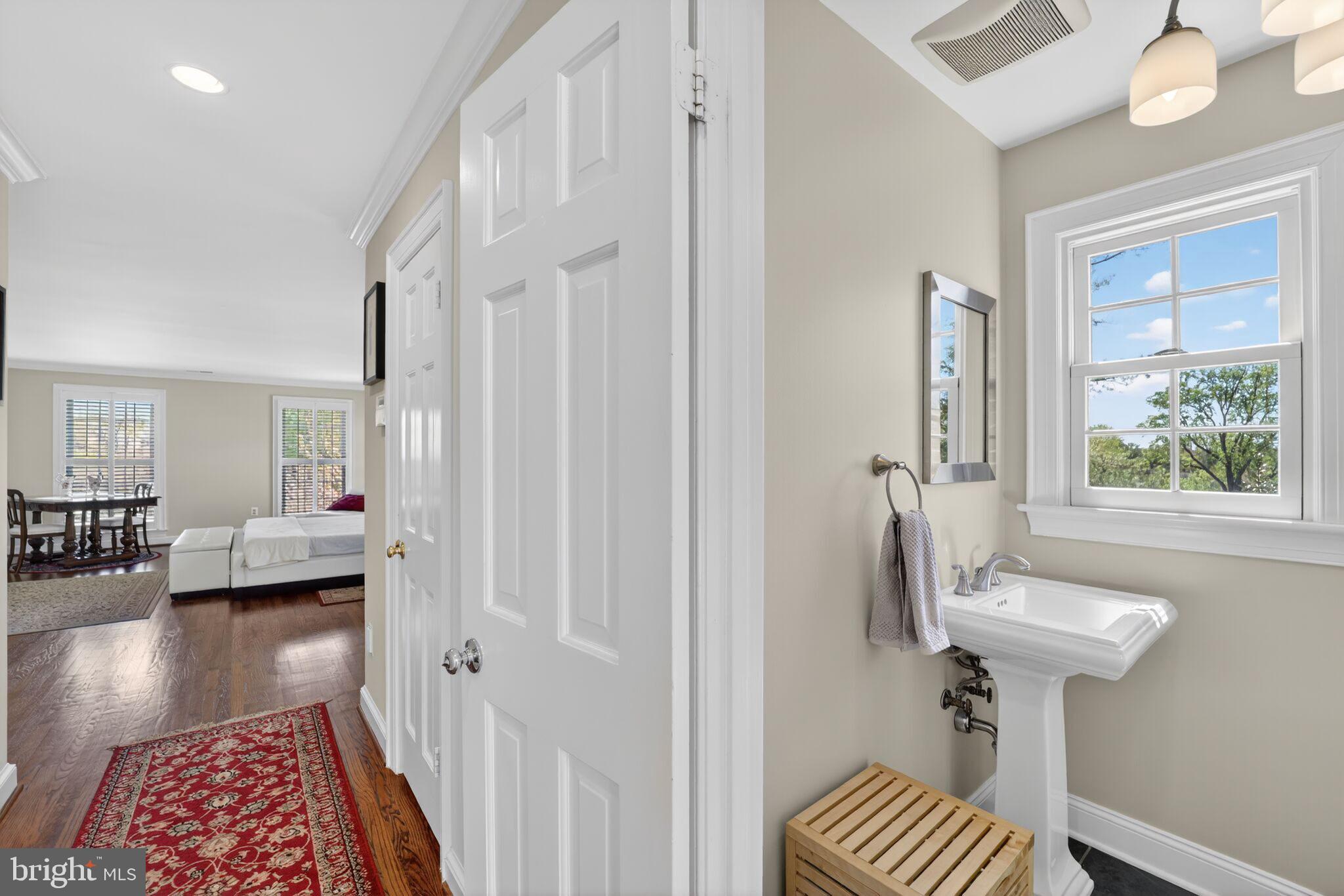 5115 CAPE COD COURT
