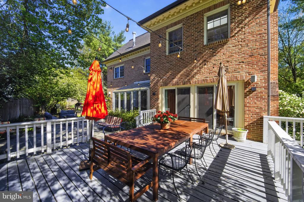 5115 CAPE COD COURT
