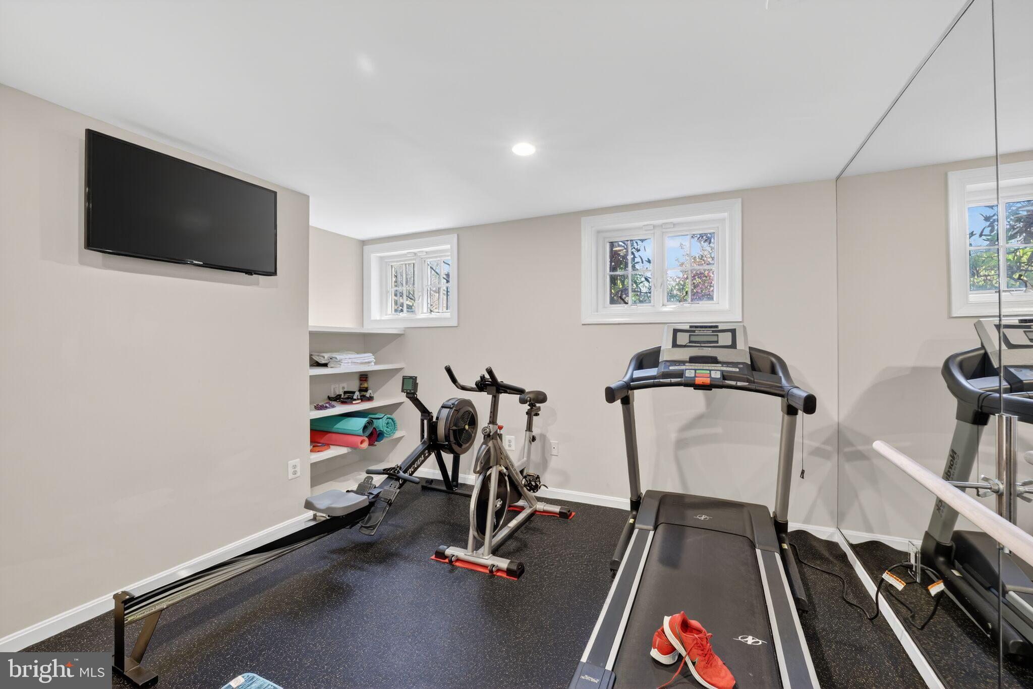 5115 CAPE COD COURT
