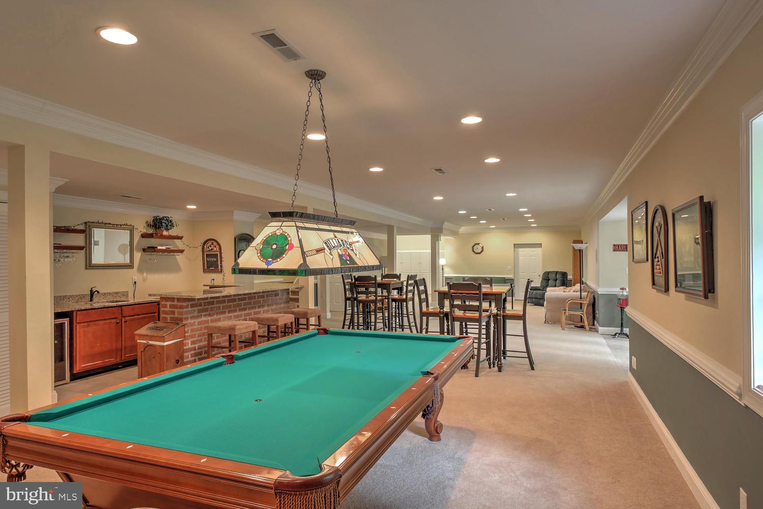 2272 Oakridge Ct