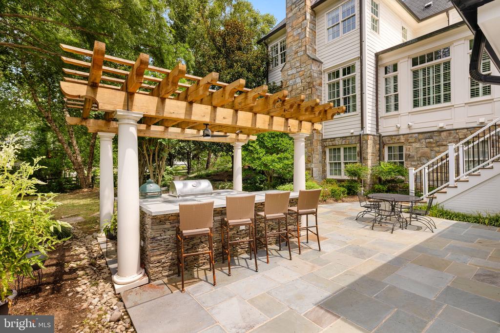 930 DOUGLASS DRIVE