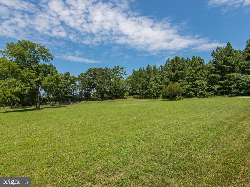 23766 CHAMPE FORD (BARN UNIT) RD