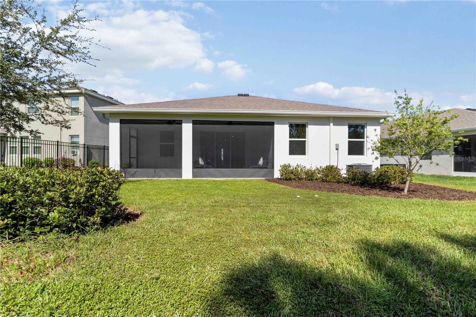 2164 MIDNIGHT PEARL DR