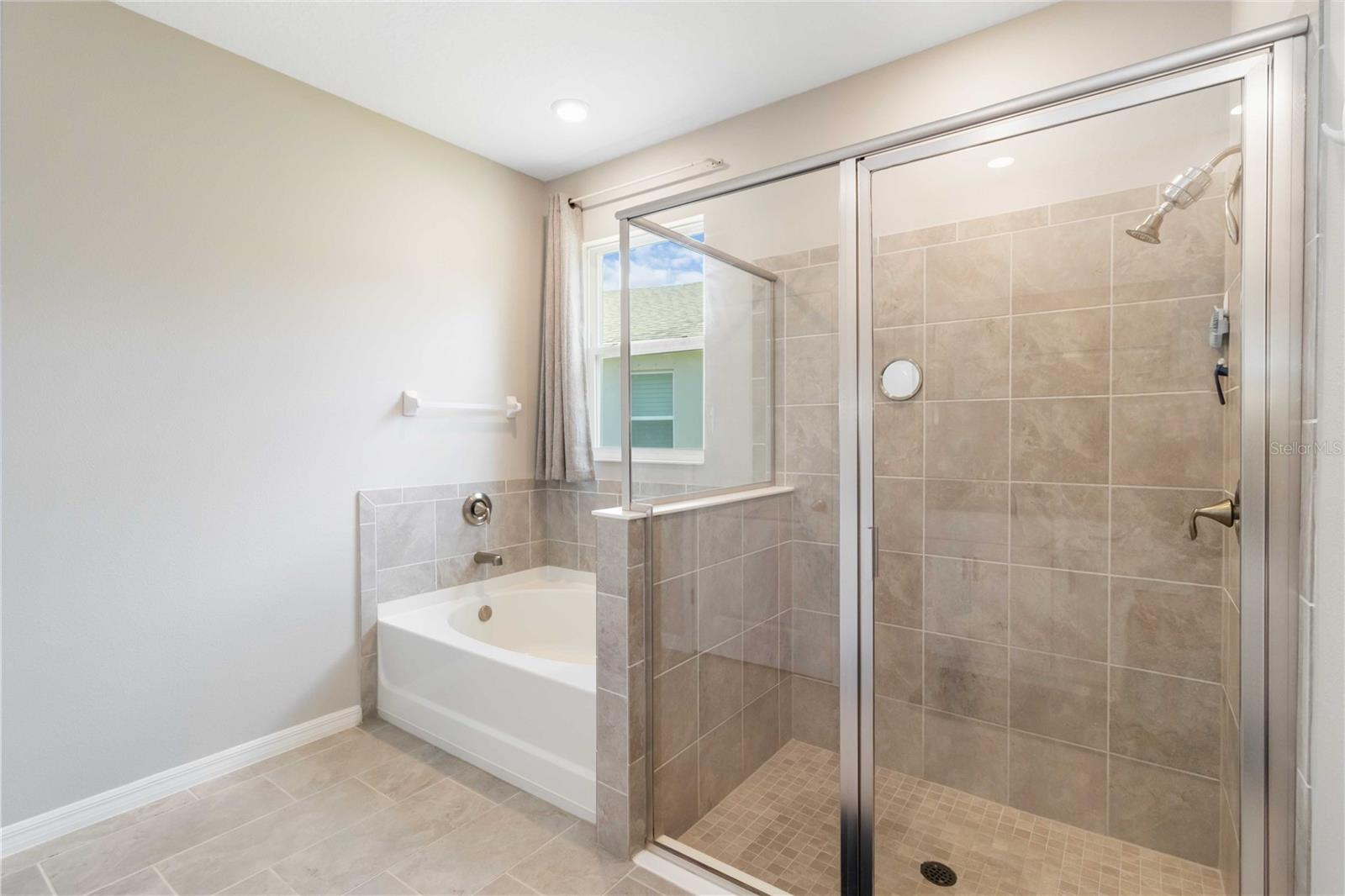 2164 MIDNIGHT PEARL DR