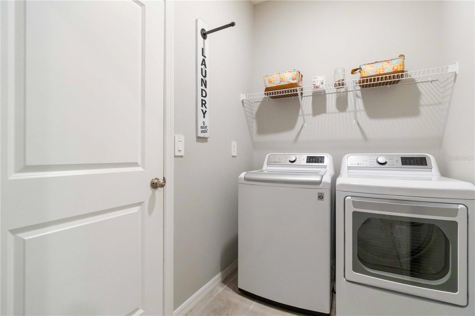 2164 MIDNIGHT PEARL DR