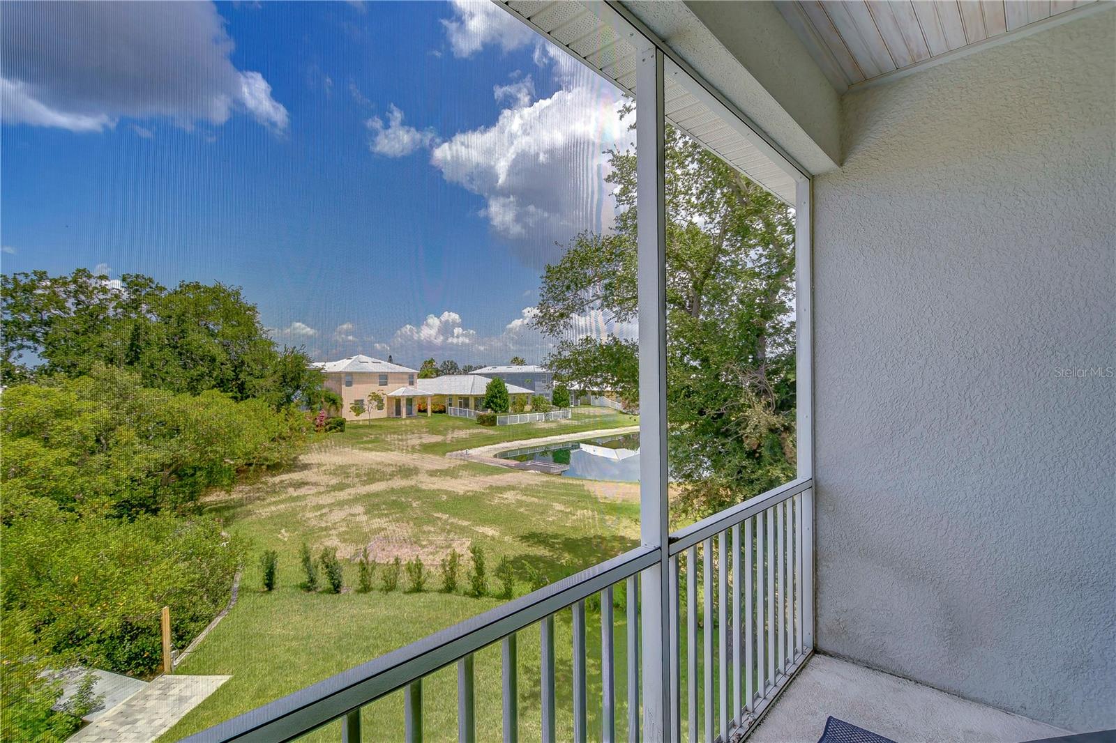 428 BAHAMA GRANDE BLVD