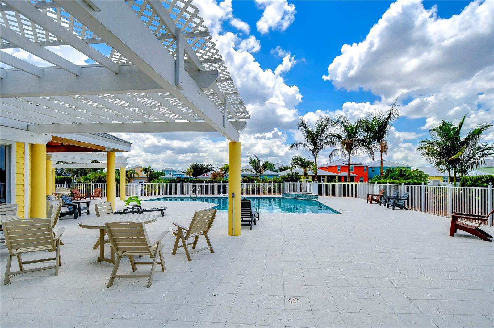 428 BAHAMA GRANDE BLVD