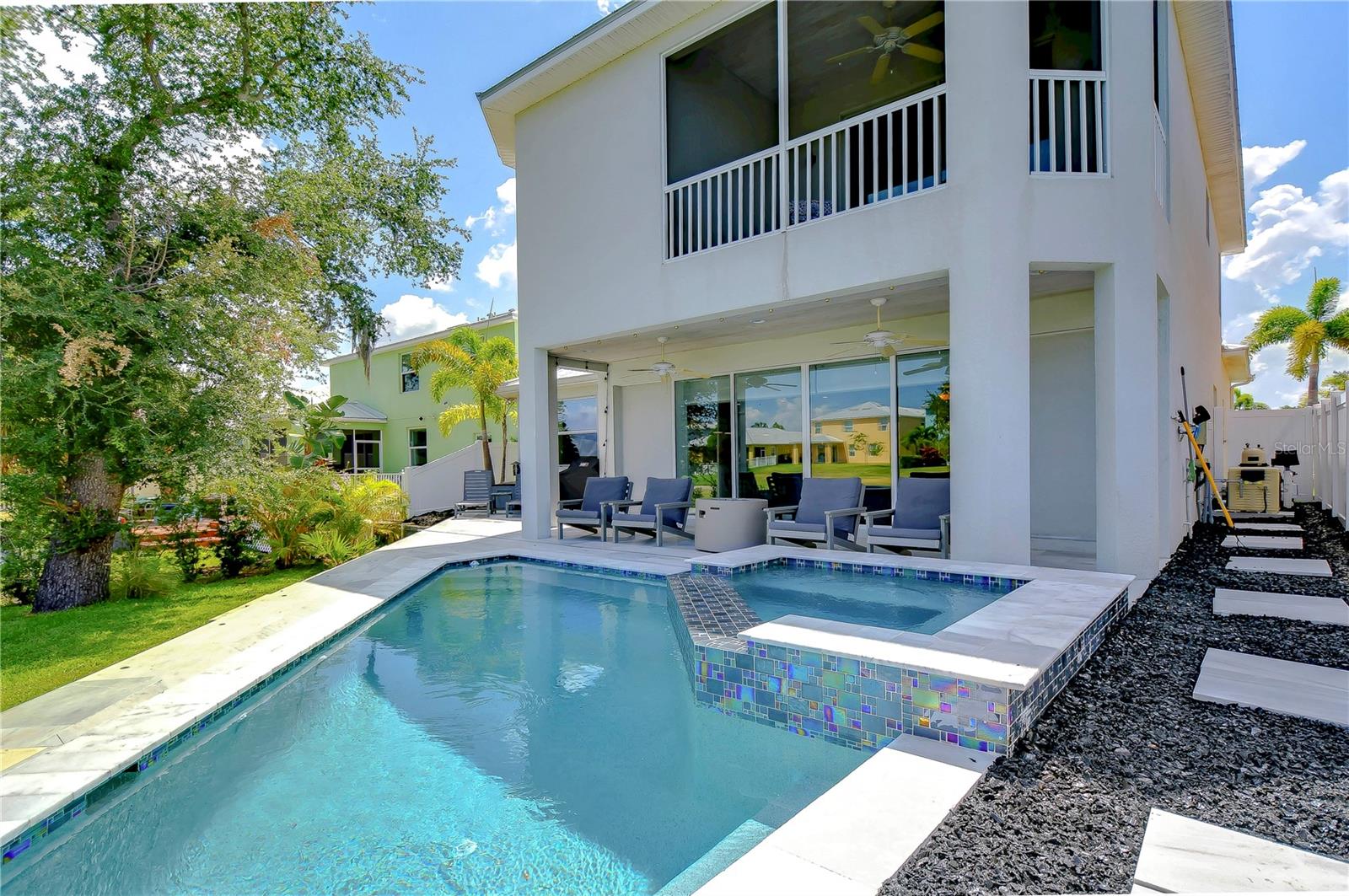 428 BAHAMA GRANDE BLVD